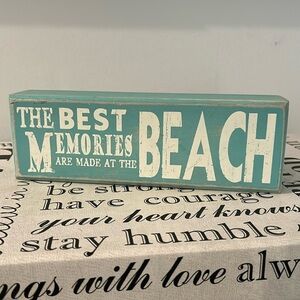 Beach Memories Decorative Sign